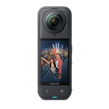 Insta360 X5 Starter Bundle action camera
